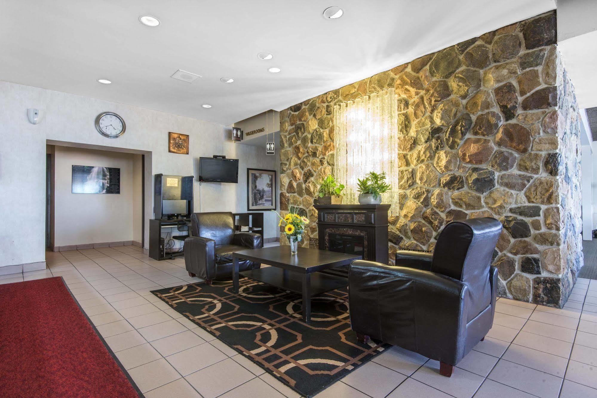 Econo Lodge Sudbury Kültér fotó